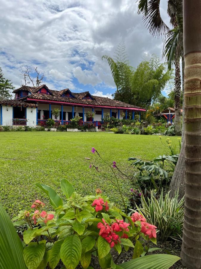 El Percal Hacienda Hotel Montenegro Esterno foto