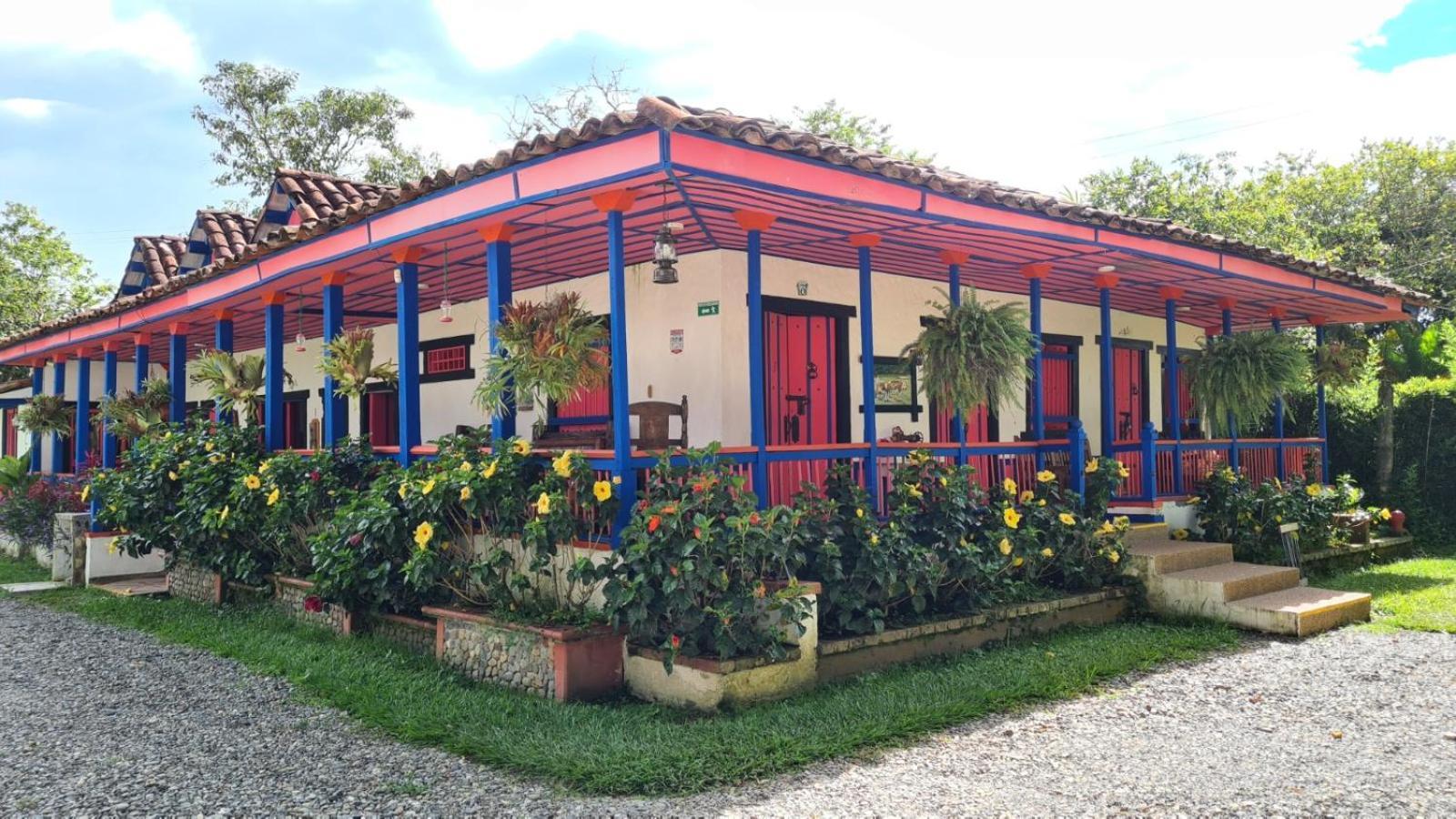 El Percal Hacienda Hotel Montenegro Esterno foto